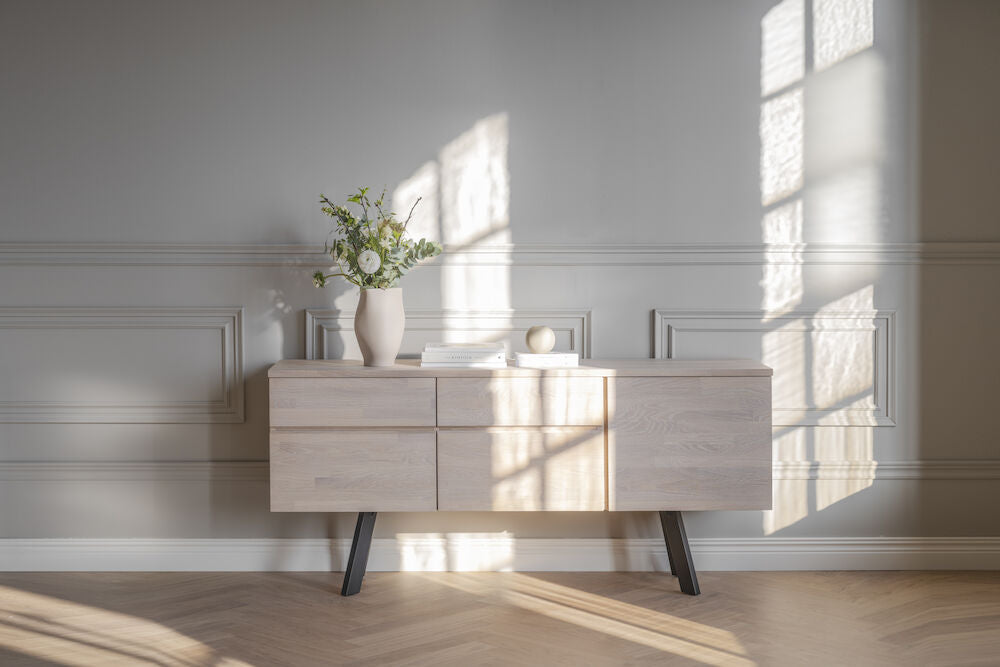 FRED Sideboard Weiß pigmentiert/Schwarz 170x42x79cm - ZEN ZONE Furniture