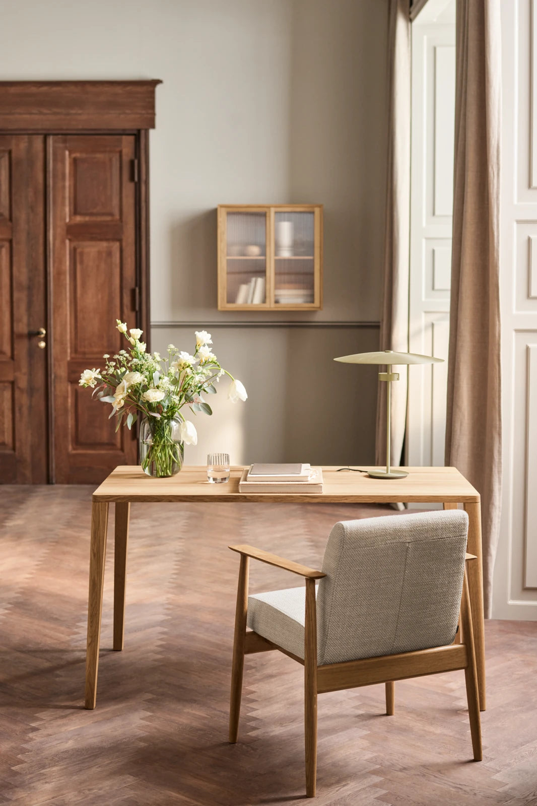 Graceful Schreibtisch aus massiver Eiche 110 x 50, H74 cm - ZEN ZONE Furniture