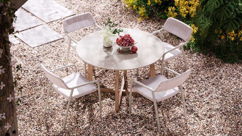 Granelli Gartenstuhl mit Armlehnen aus Aluminium und Geflecht Grau - ZEN ZONE Furniture