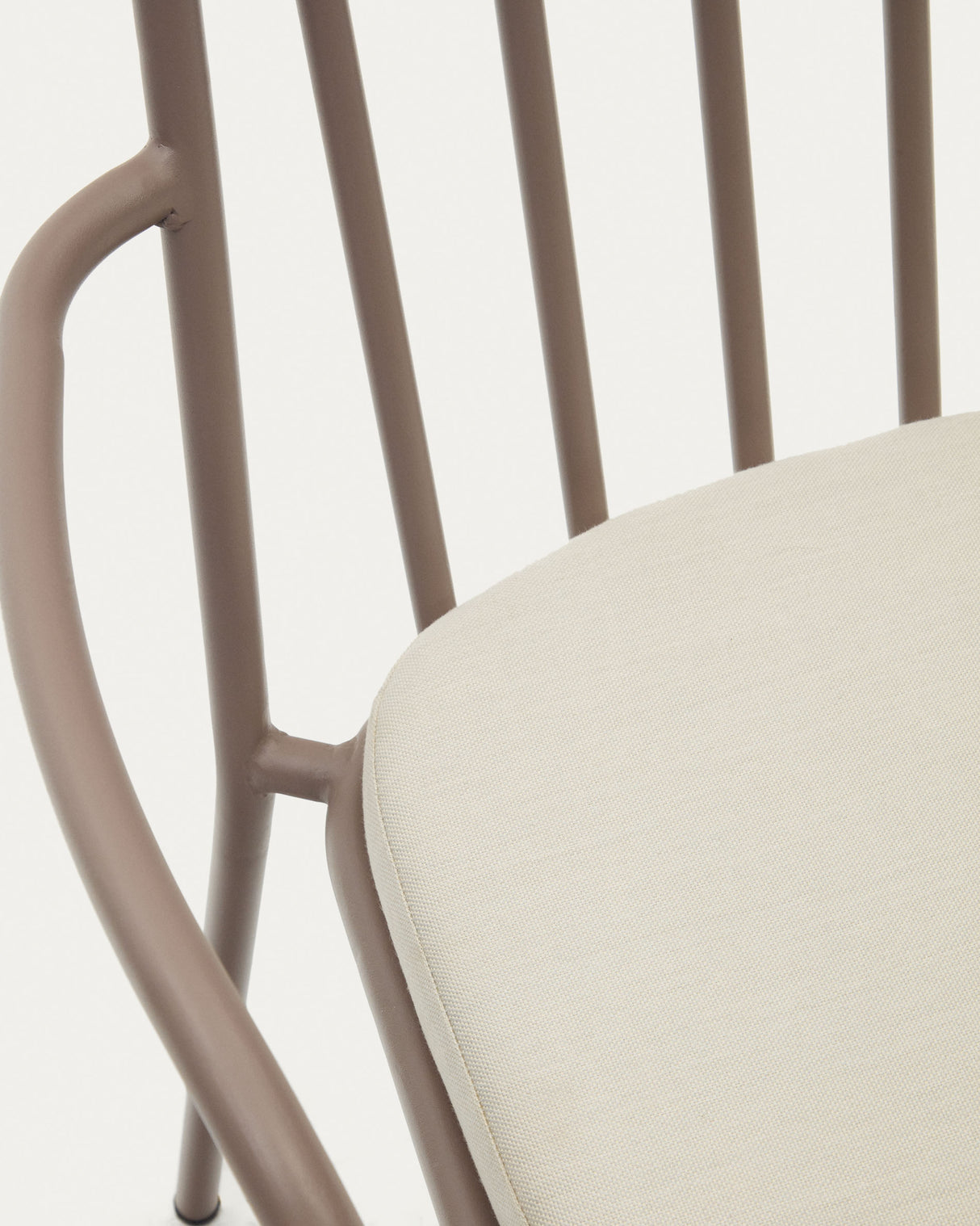 Bramant stapelbarer Stuhl aus Stahl mit Finish in Helllila - ZEN ZONE Furniture