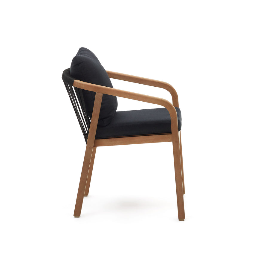 Malaret stapelbarer Stuhl aus massivem Eukalyptusholz und Seil in Schwarz FSC 100% - ZEN ZONE Furniture