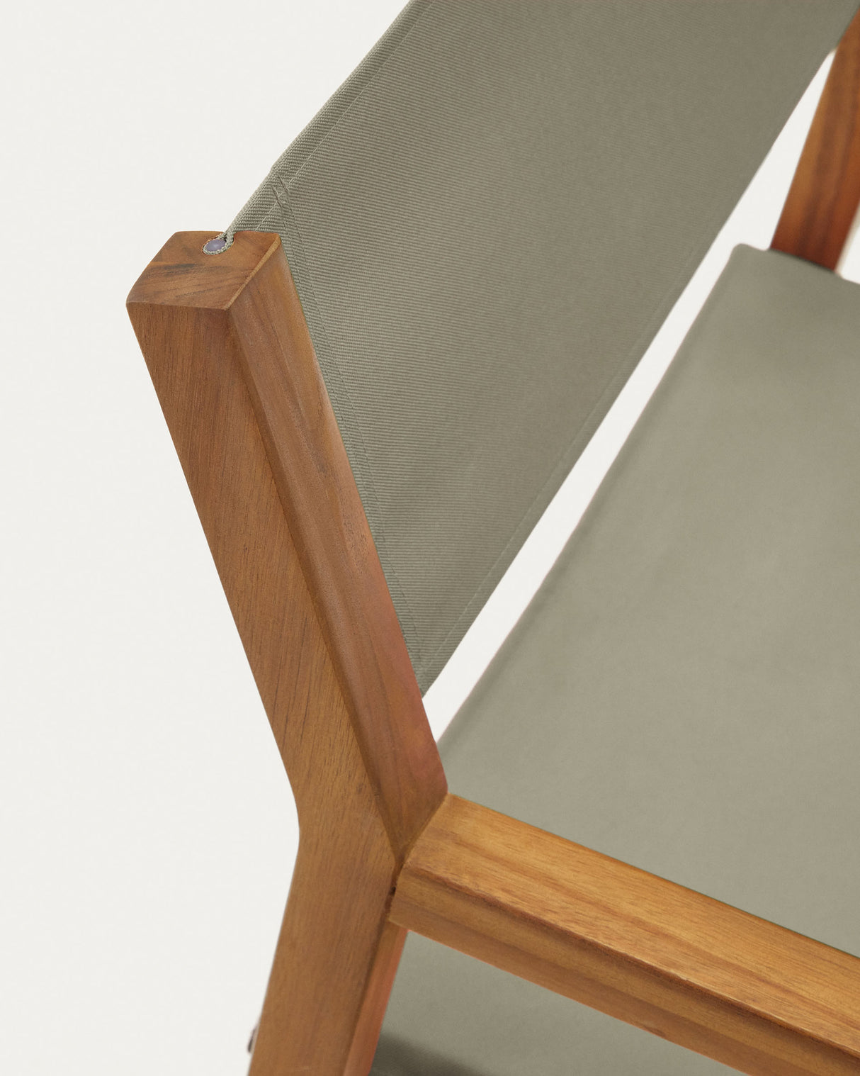 Thianna Outdoorklappstuhl in Grün aus massivem Akazienholz FSC 100% - ZEN ZONE Furniture