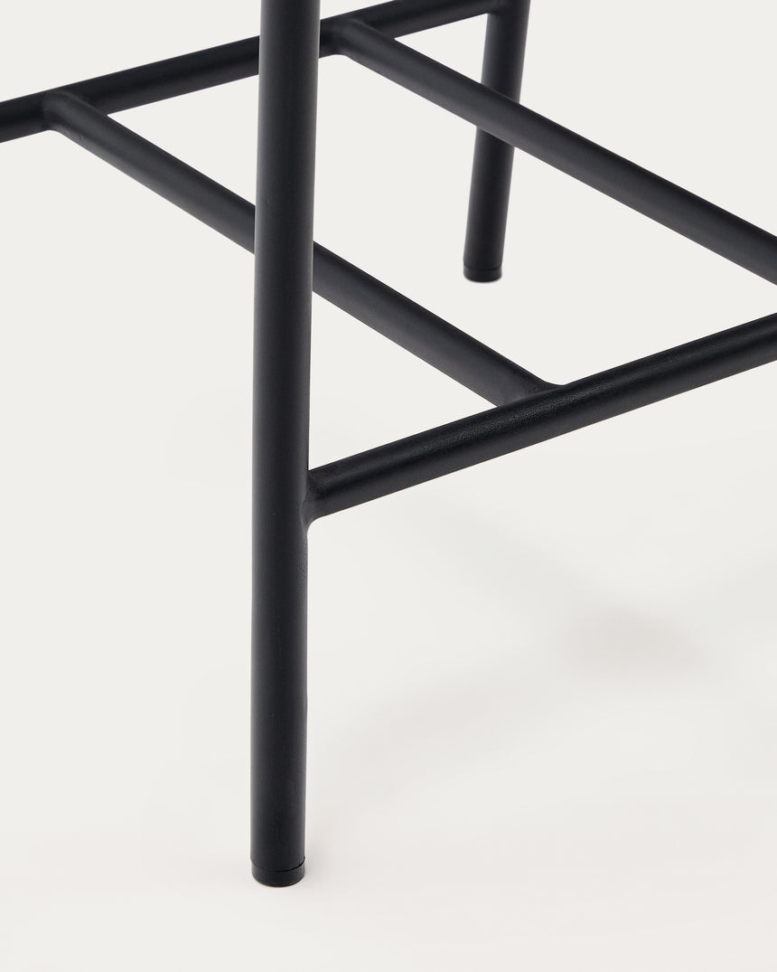 Algueret Hocker aus massivem Eukalyptusholz, Naturfinish, schwarzes Aluminium, 65 cm, FSC 100% - ZEN ZONE Furniture