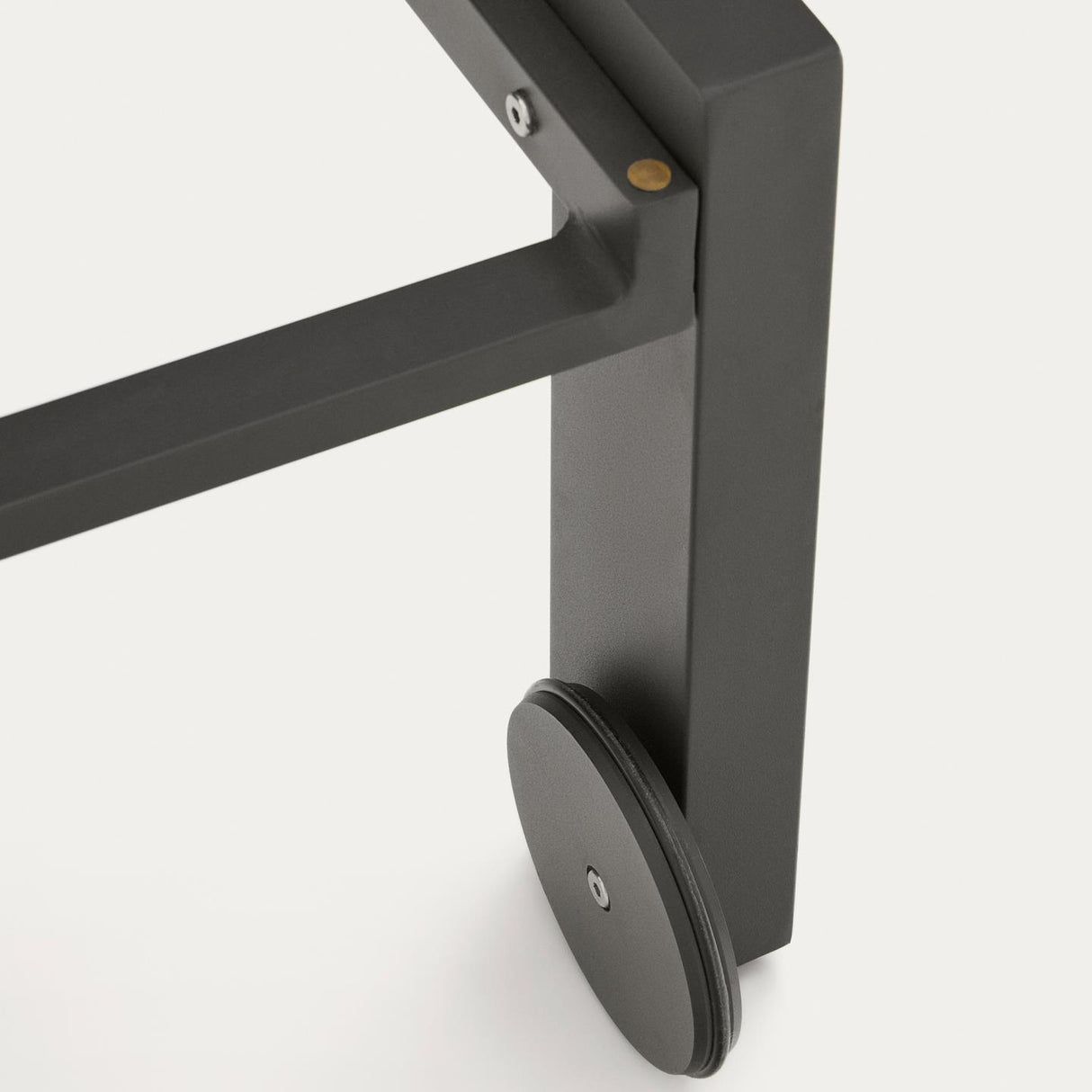 Canutells Aluminium Liegestuhl mit schwarzem Finish - ZEN ZONE
