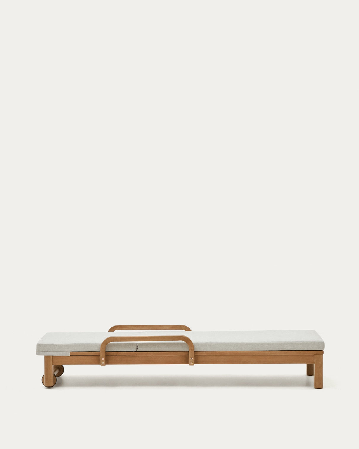 Sonsaura Liege aus massivem Eukalyptusholz 100 % FSC - ZEN ZONE Furniture