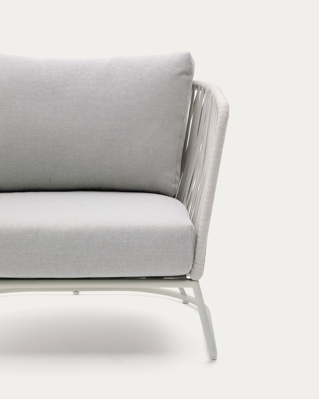 Outdoor-Sessel Saconca aus Seil und grau verzinktem Stahl