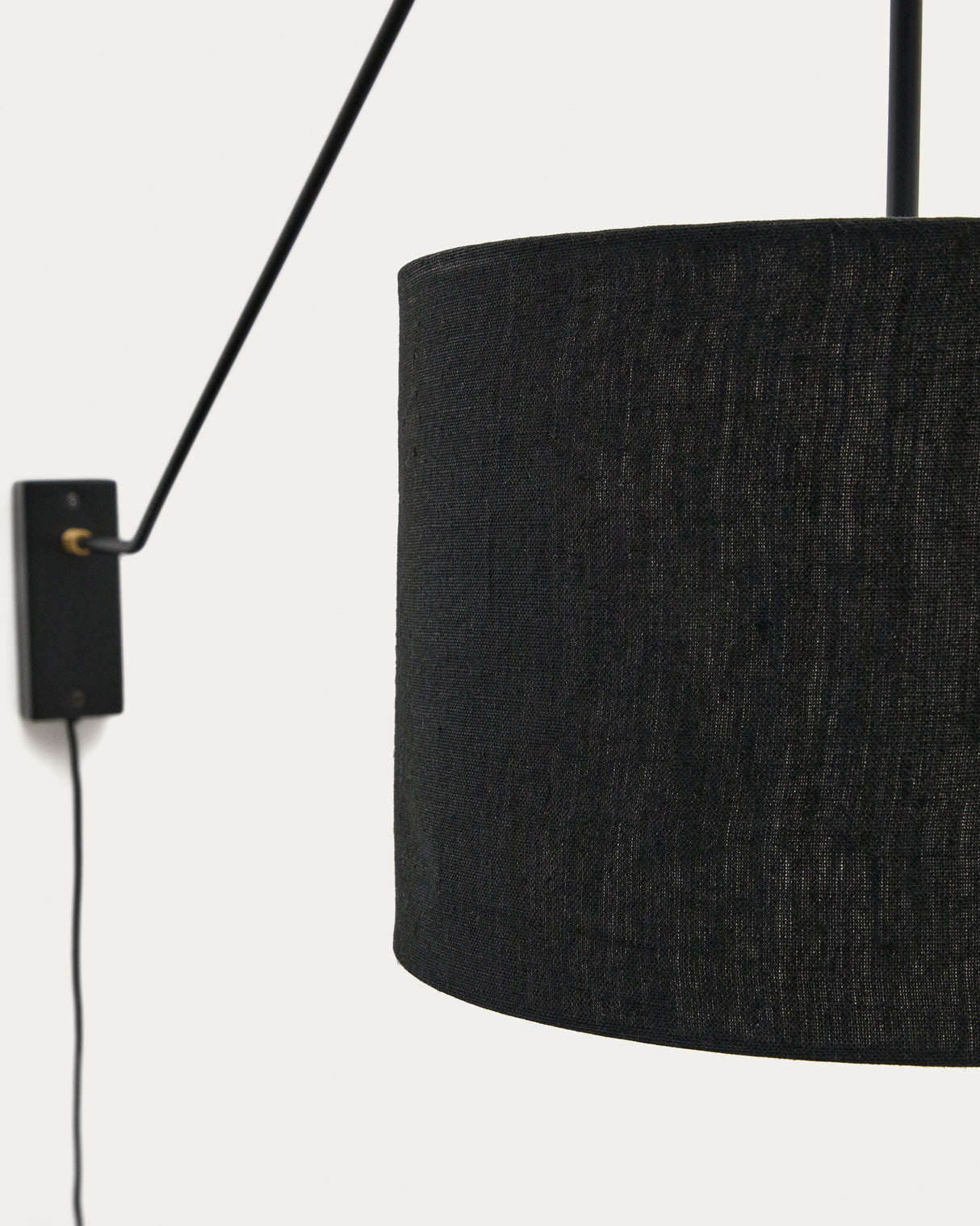 Wandleuchte Jex aus schwarz lackiertem Metall - ZEN ZONE Furniture