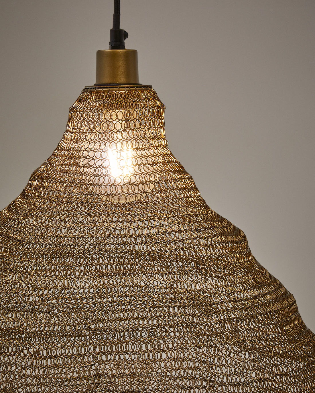 Sarraco Deckenlampe aus Metall goldfarben Ø 48,5 cm - ZEN ZONE Furniture