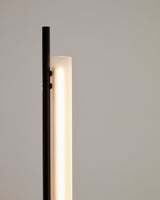 Stehlampe Vauxall aus Metall und Mattglas - ZEN ZONE Furniture