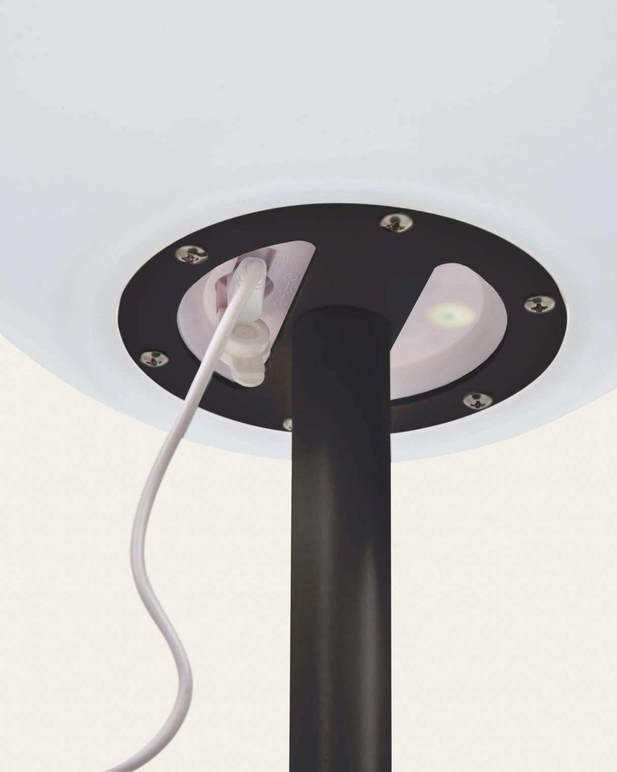 Outdoor Tischlampe Dinesh Aluminium in Schwarz 40 cm - ZEN ZONE Furniture