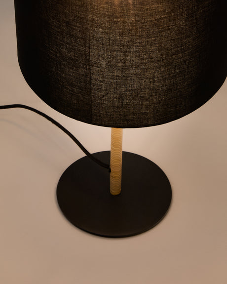 Pina Tischlampe aus Metall und Rattan mit schwarzem Baumwollschirm - ZEN ZONE Furniture