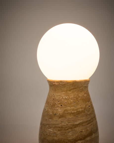 Tischleuchte Okeni aus Travertin und Glas. - ZEN ZONE Furniture
