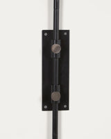 Eleazar Wandlampe aus Metall mit schwarz lackierter Oberfläche - ZEN ZONE Furniture