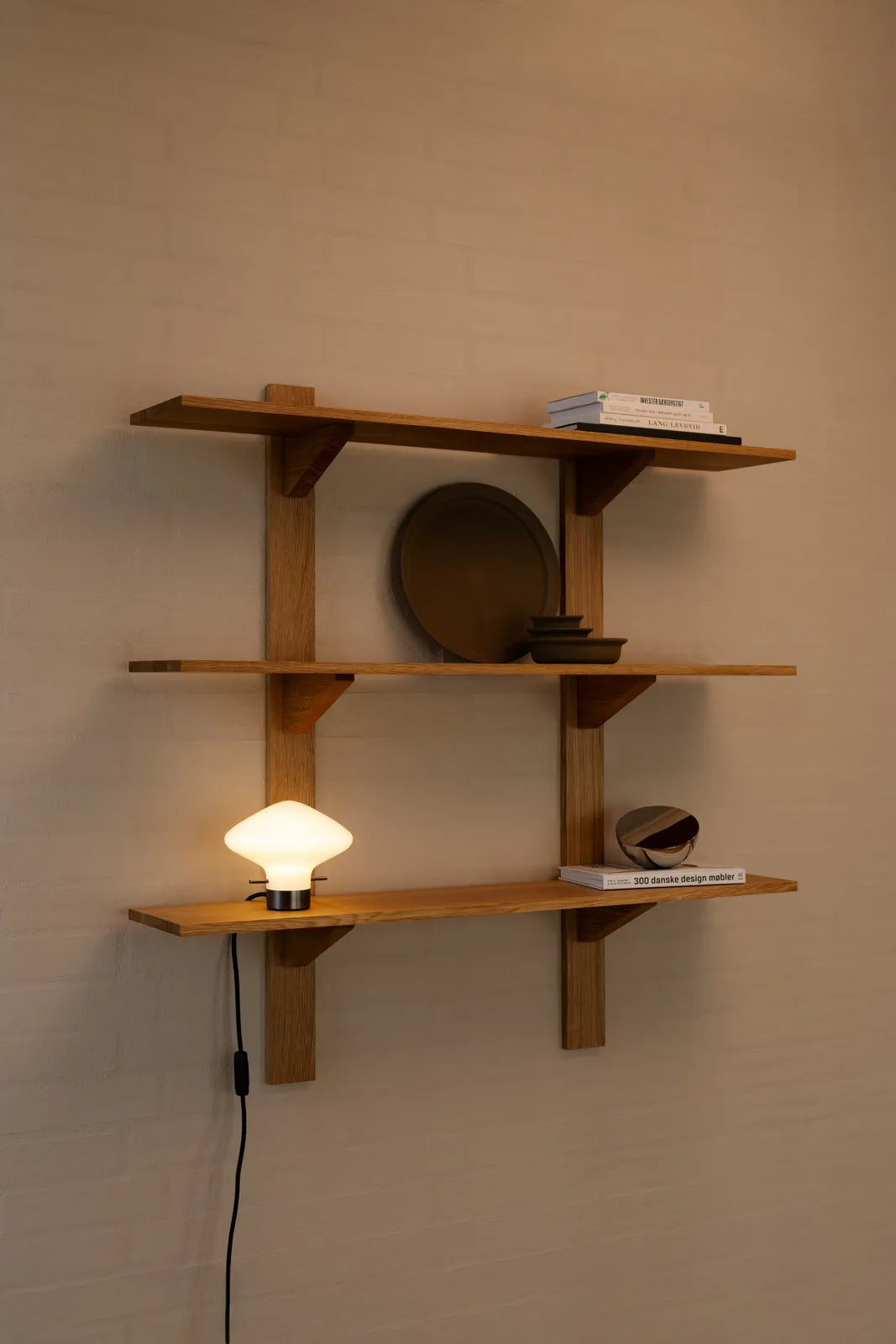 REPOSE Table 175
