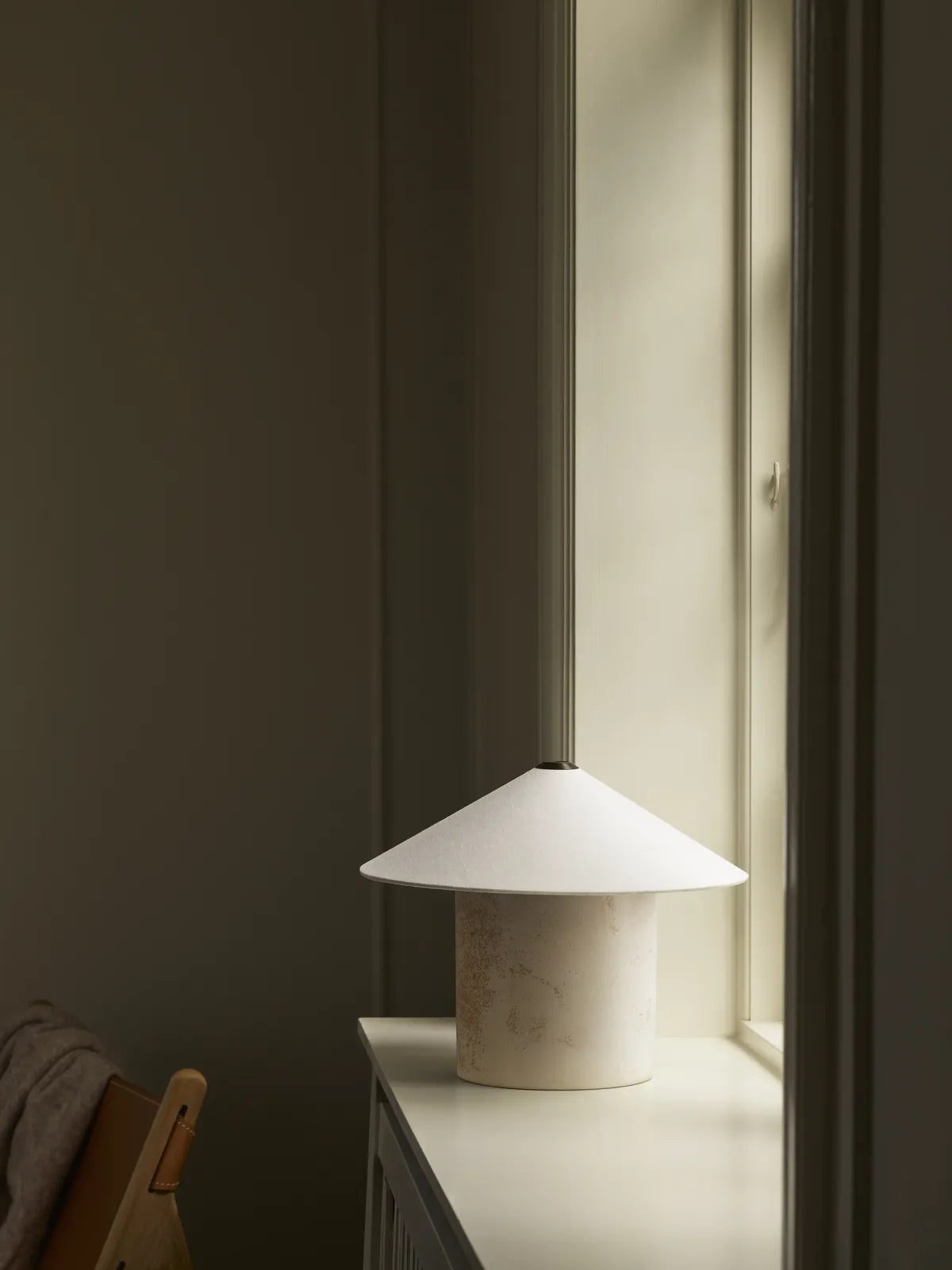 FUTÉ Table 350