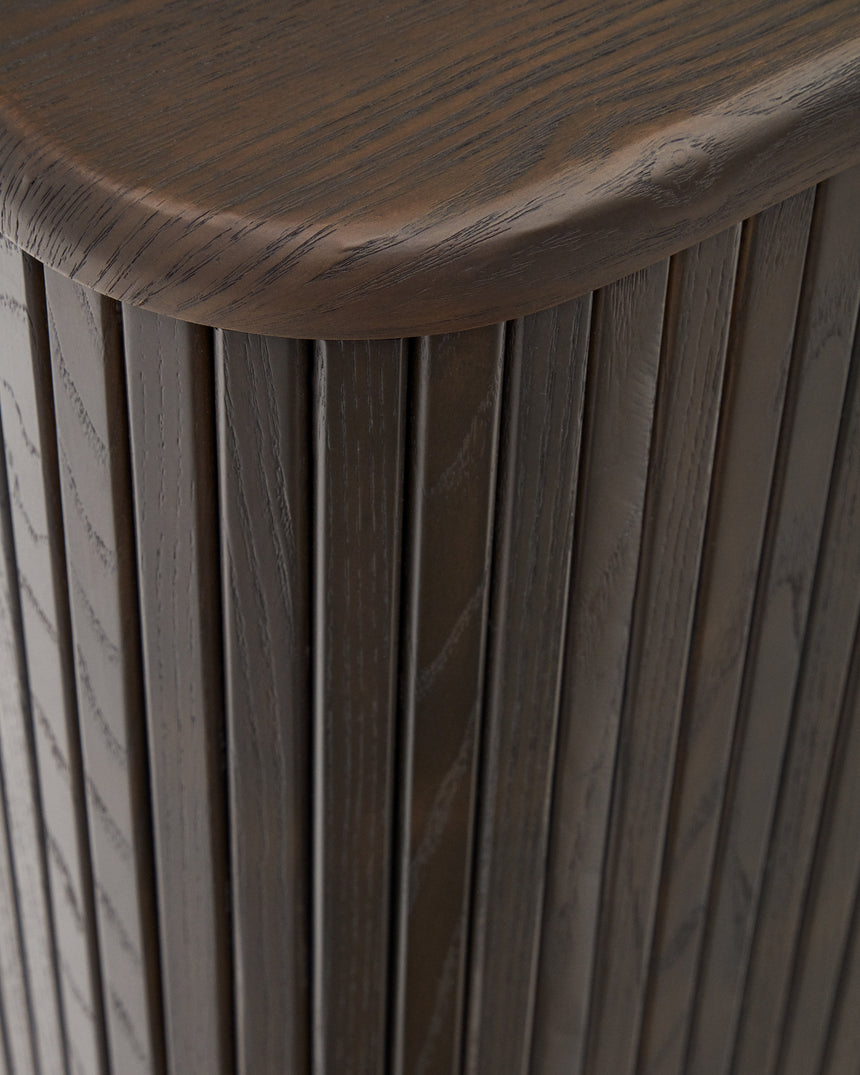 Mailen Sideboard 2 Türen aus Eschenfurnier mit dunklem Finish 180 x 75 cm - ZEN ZONE Furniture