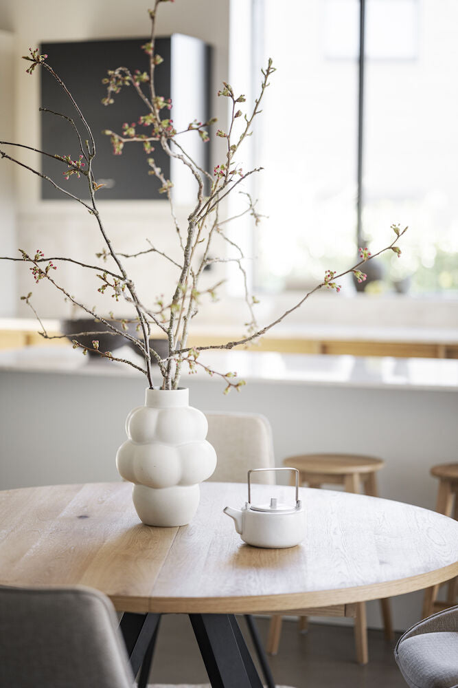 MADDOCK Esstisch Eiche/Schwarz 135x135x75cm - ZEN ZONE