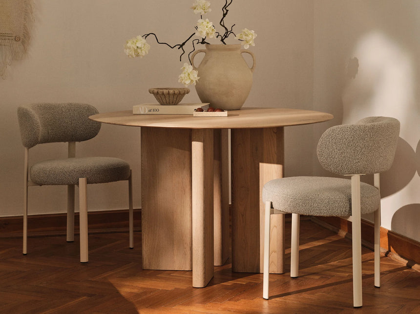 Aggie Esstisch aus Eichenholz, 120x120x75 cm - ZEN ZONE Furniture