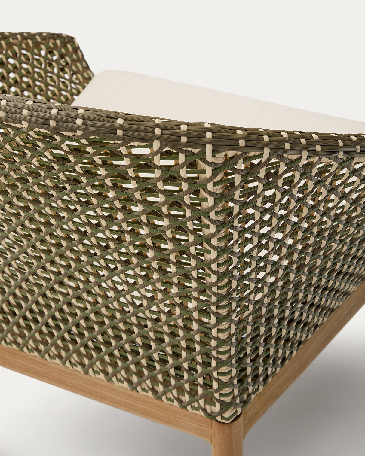 Sessel Olbia aus synthetischem Rattan und massivem Teakholz FSC 100 %