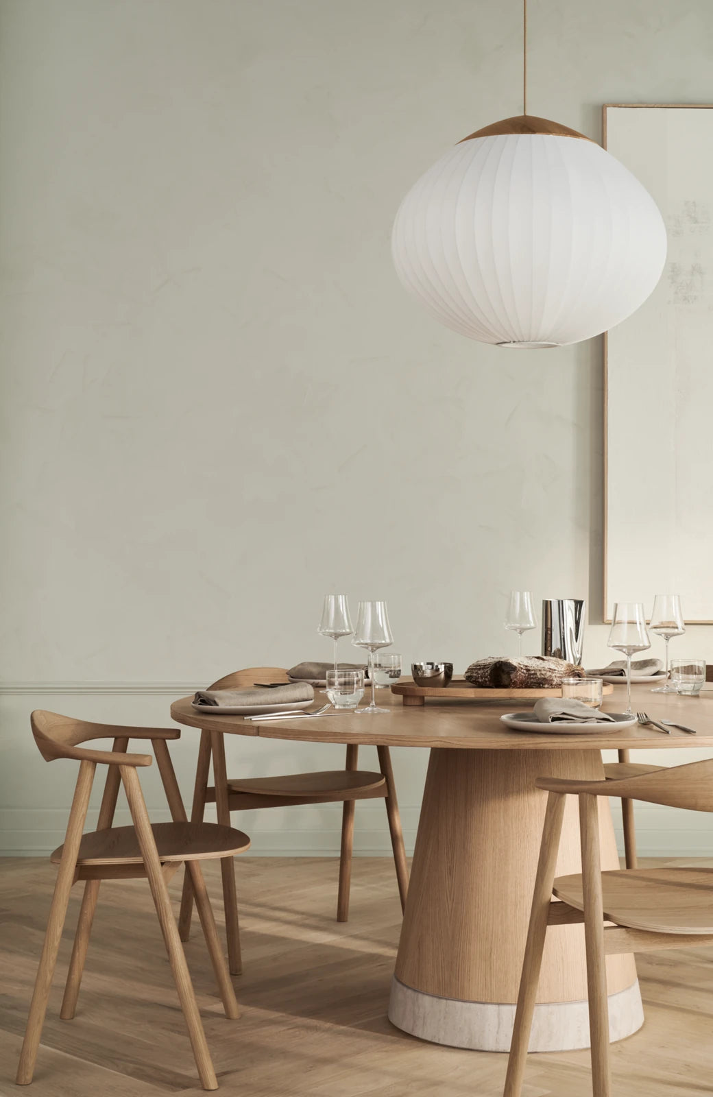 Piro Esstisch aus Eiche / Furnier geölt Ø125 cm - ZEN ZONE Furniture