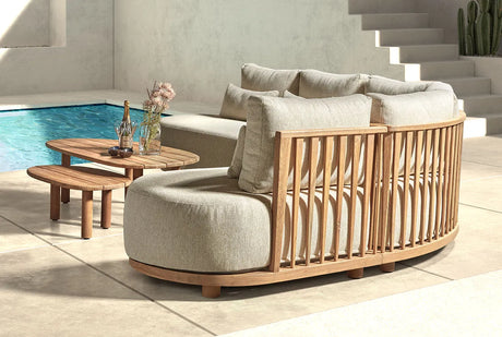 5-Sitzer-Gartensofa Pisang aus Teakholz mit cremefarbenen Kissen, 340x265x77 cm - ZEN ZONE Furniture