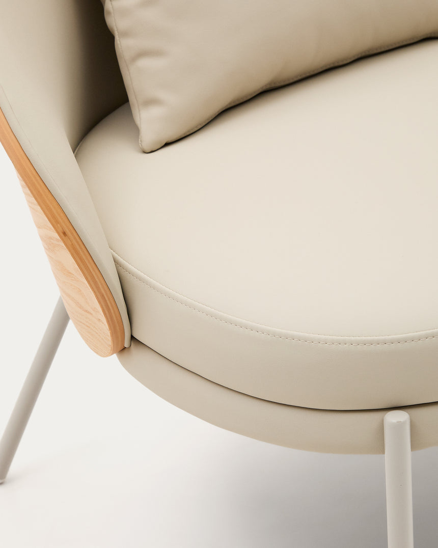 Eamy Sessel aus beigefarbenem Kunstleder, Eschenfurnier in Nussbaum-Finish mit Metall in B - ZEN ZONE Furniture