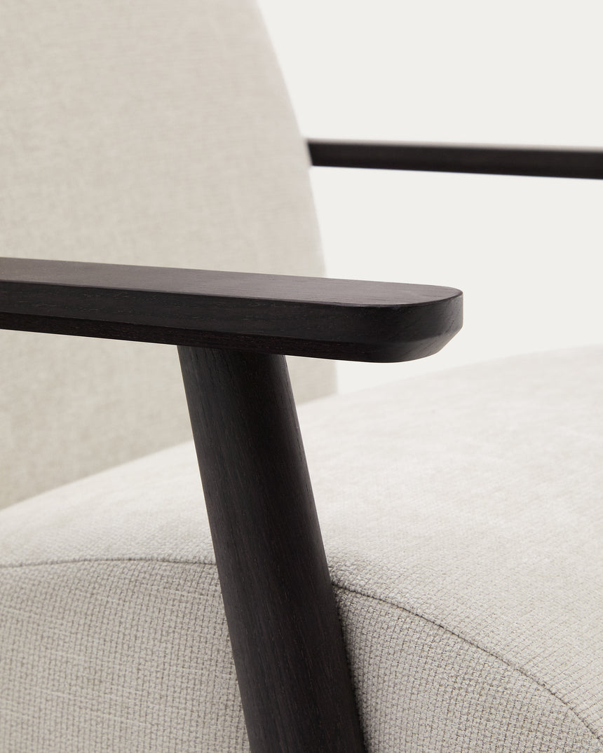 Sessel Meghan aus perlfarbenem Chenille und massivem Eschenholz mit Wenge-Finish FSC Mix Credit - ZEN ZONE Furniture