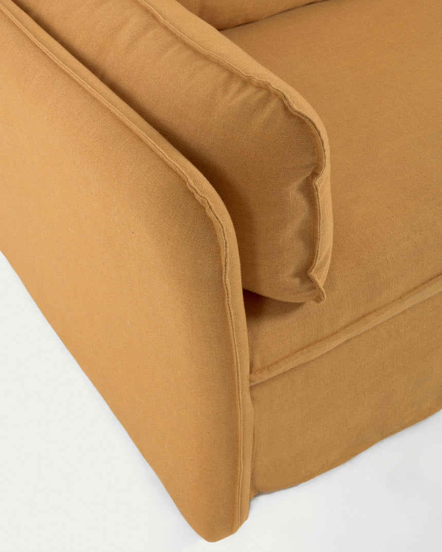 Tanit Schlafsofa senffarben und Beine aus massivem Buchenholz natürliches Finish 210 cm - ZEN ZONE Furniture