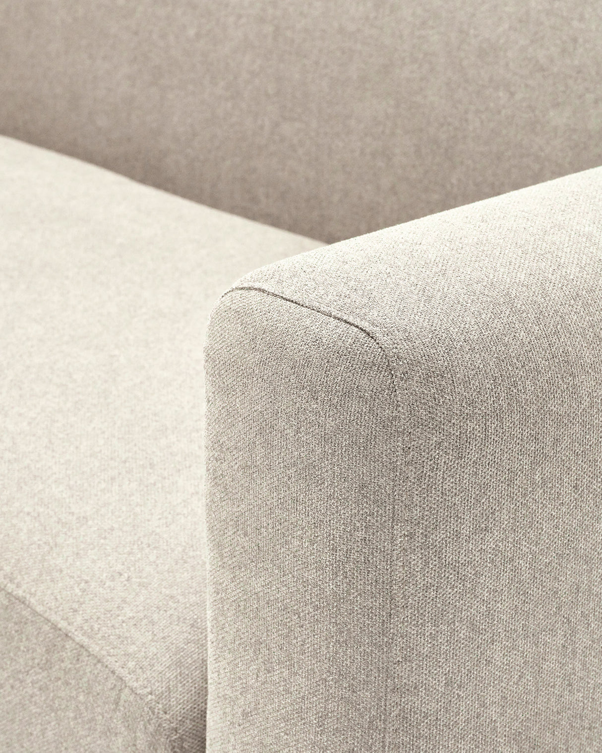 Neom Armlehne in Beige - ZEN ZONE Furniture