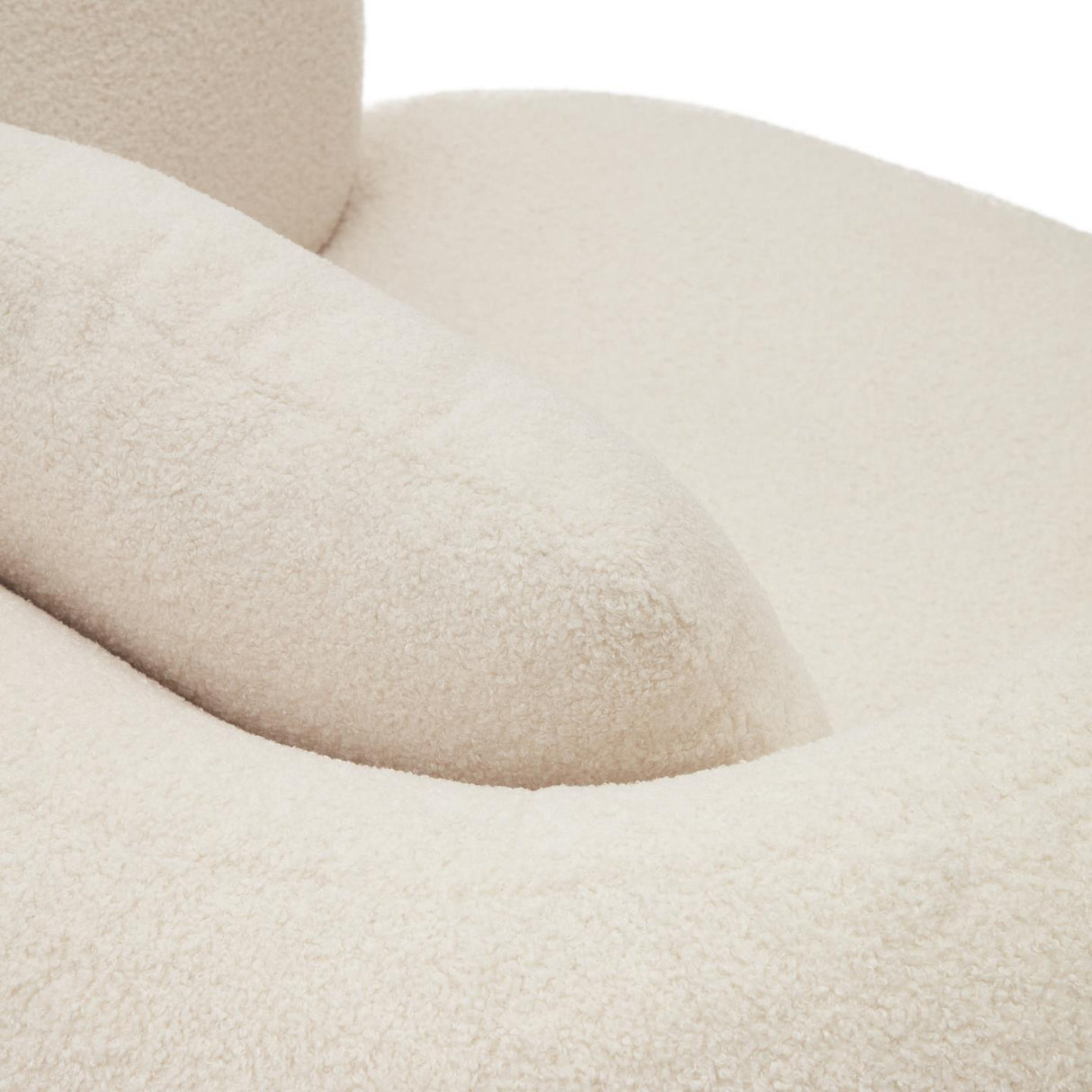 Martina Drehsessel mit Bouclé in Off-White mit Kissen - ZEN ZONE