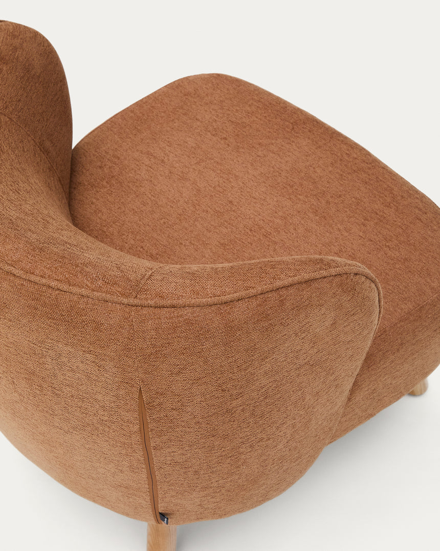 Sessel Ulit aus terrakottafarbener Chenille und Beinen aus massivem Buchenholz mit natürlichem Finish - ZEN ZONE Furniture