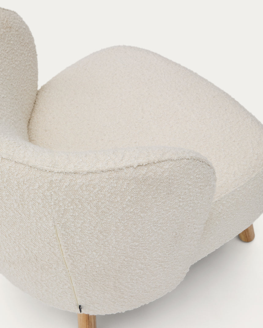 Sessel Ulit aus weißem Schaffell und Beinen aus massivem Buchenholz mit natürlichem Finish - ZEN ZONE Furniture