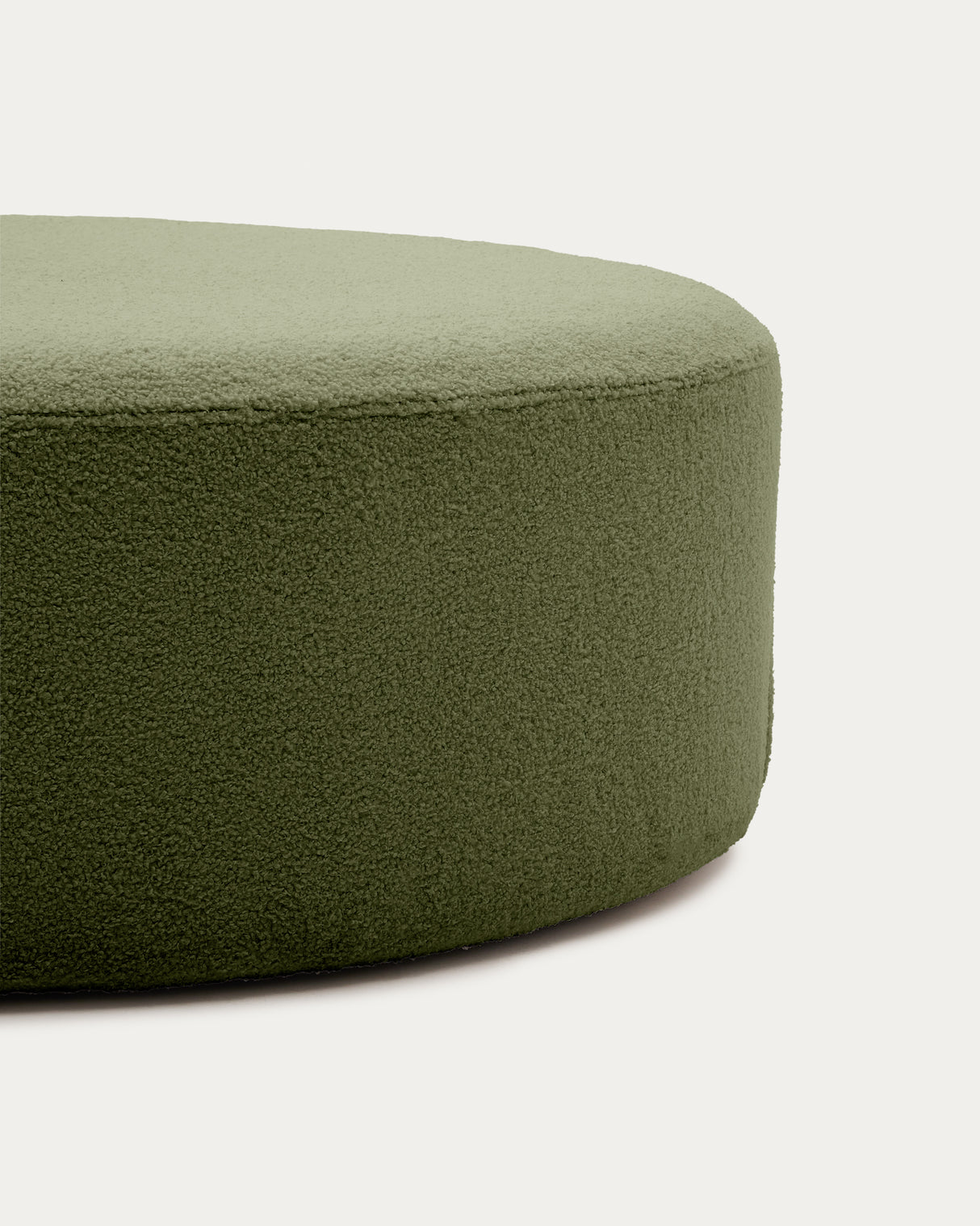 Fußhocker Kaeli mit abnehmbarem Bezug in grünem Bouclé Ø 90 cm - ZEN ZONE Furniture
