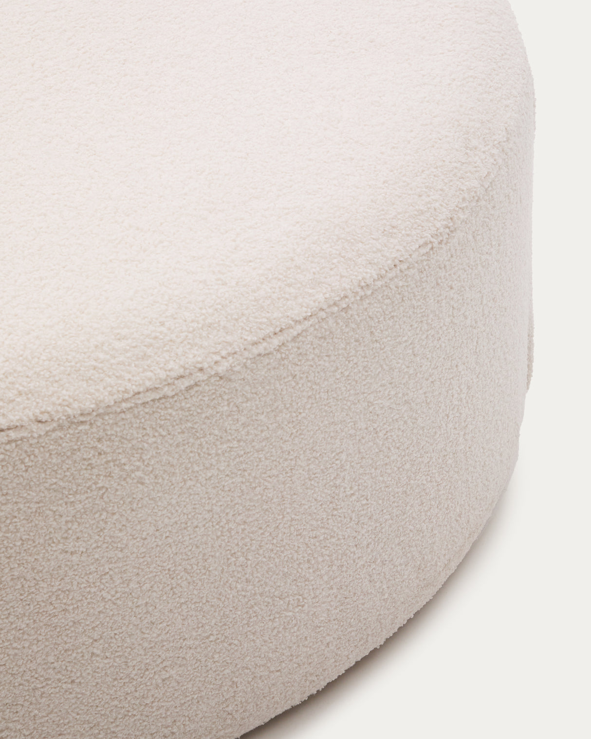 Fußhocker Kaeli mit abnehmbarem Bezug in Bouclé Farbe Écru Ø 120 cm - ZEN ZONE Furniture