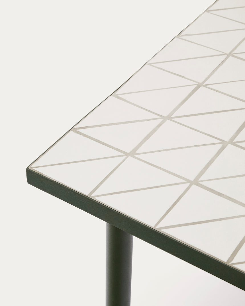 Outdoor-Stuhl Maurina aus grün verzinktem Stahl mit Kacheln in der Farbe Écru 223 x 101 cm - ZEN ZONE Furniture