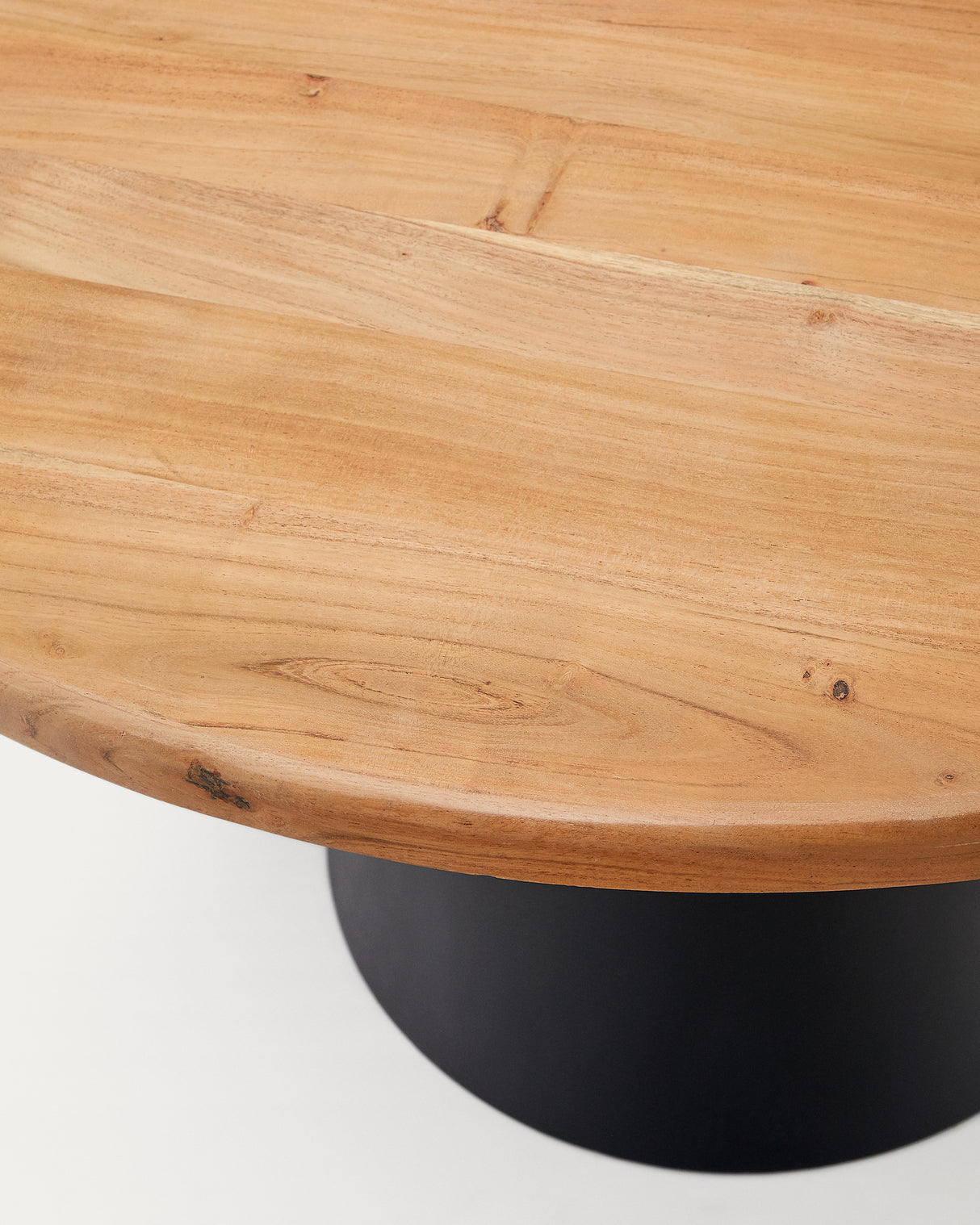 Wilshire runder Tisch aus massivem Akazienholz und Stahl in Schwarz Ø 120 cm - ZEN ZONE Furniture