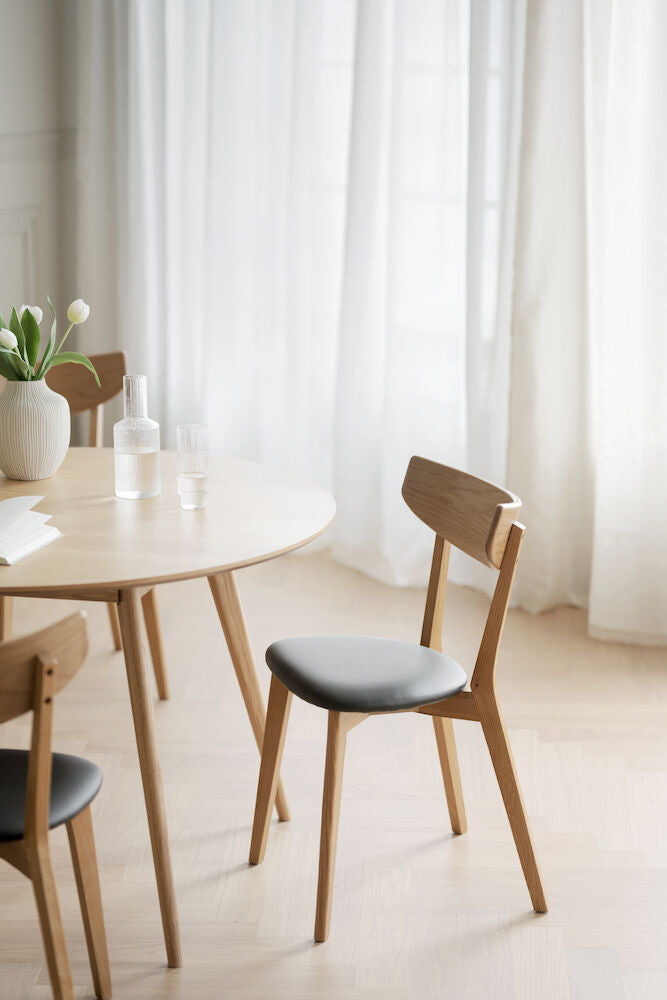 YUMI Esstisch Eiche 115x115x75cm - ZEN ZONE