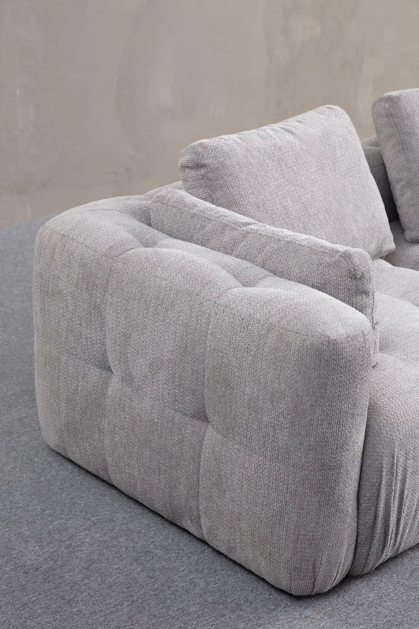 Amaris Ecksofa, Rechte Seite, in Hellgrau, 200x200 cm von Atelier Del Sofa – Bild 2