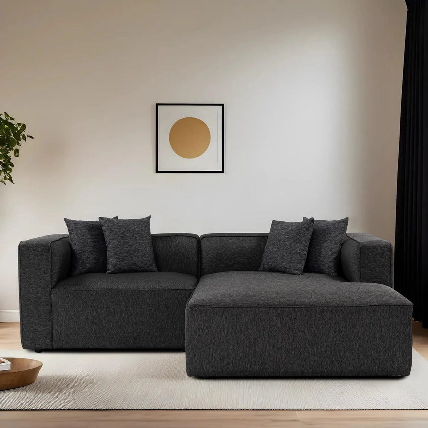 Mora Ecksofa, Rechte Seite, in Anthrazit, 230x180 cm von Atelier Del Sofa – Bild 1