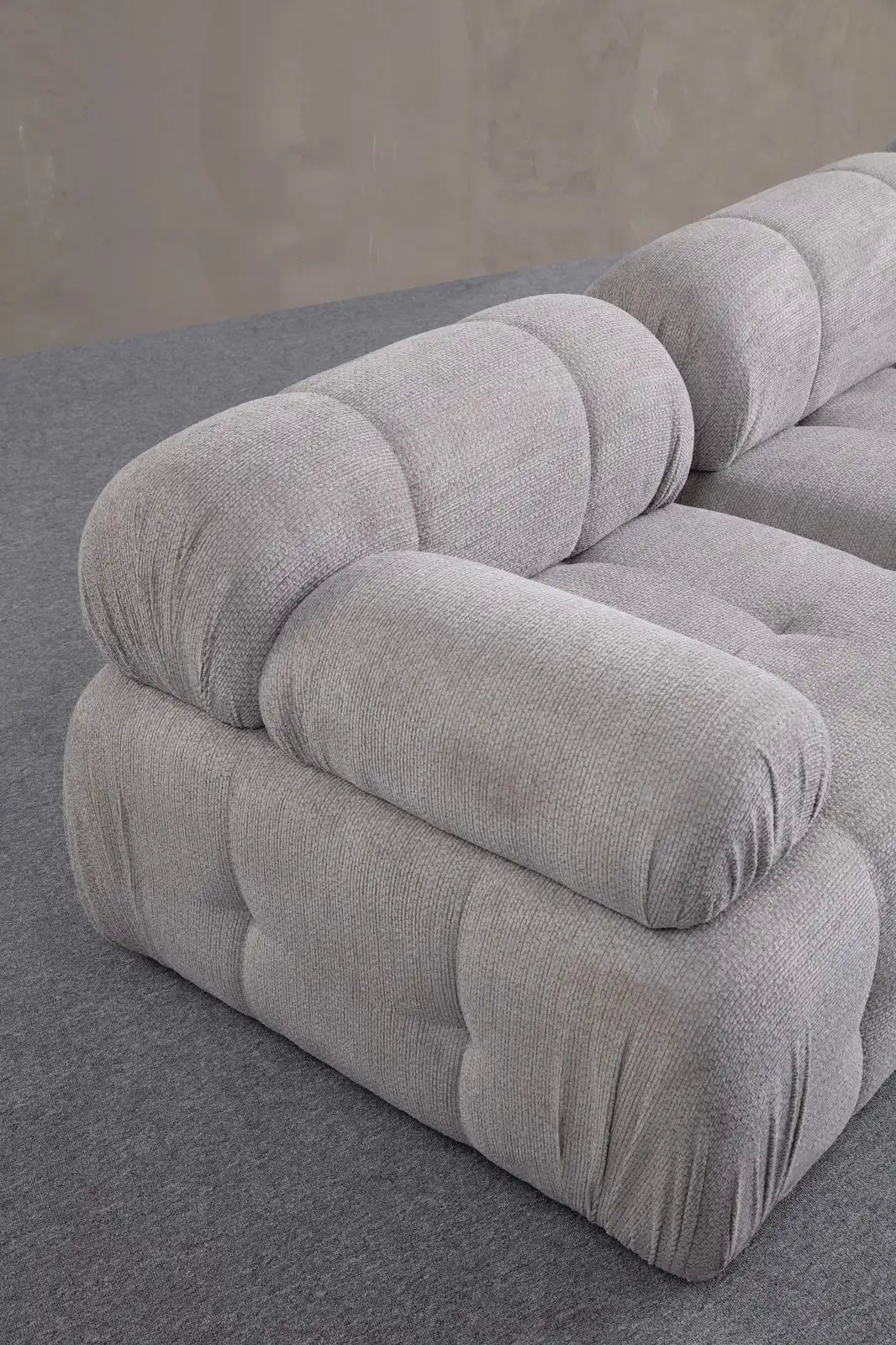 Petite 2 2-Sitzer Sofa in Hellgrau, 190x95 cm von Atelier Del Sofa – Bild 3