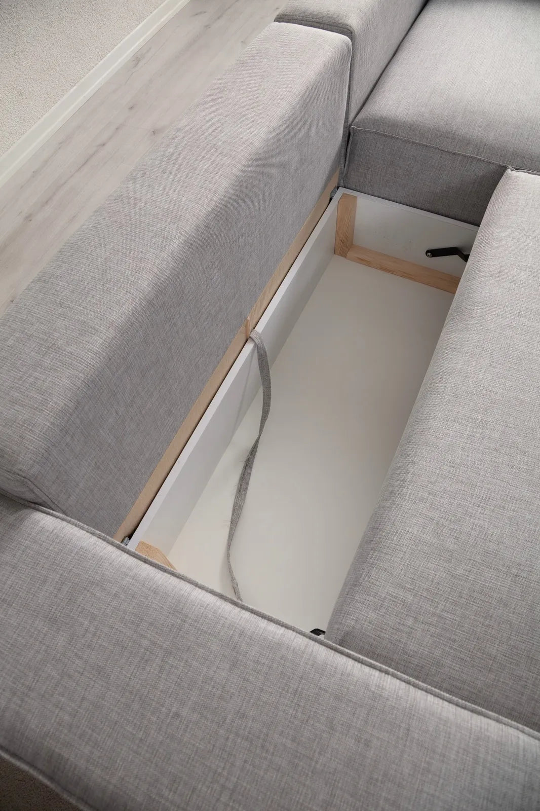 Pırlo Eckschlafsofa, Rechte Seite, in Hellgrau, 260x170 cm von Atelier Del Sofa – Bild 16