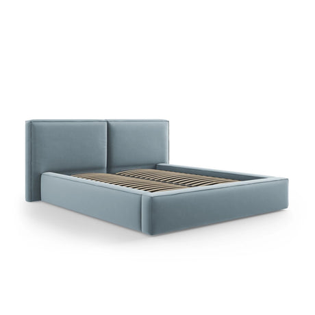 Arendal Bett mit Doppelkopfteil und Stauraum aus Samt in Hellblau (Bluvel 06), 200x200 cm von Cosmopolitan Design – Bild 4