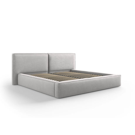 Arendal Bett mit Doppelkopfteil und Stauraum aus Strukturierter Stoff in Hellgrau (Megan 363), 200x200 cm von Cosmopolitan Design – Bild 1