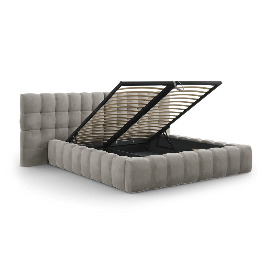 Bali Bett mit Doppelkopfteil und Stauraum, aus Samt (Blu13) in Hellgrau, 140x200 cm von Cosmopolitan Design – Bild 6