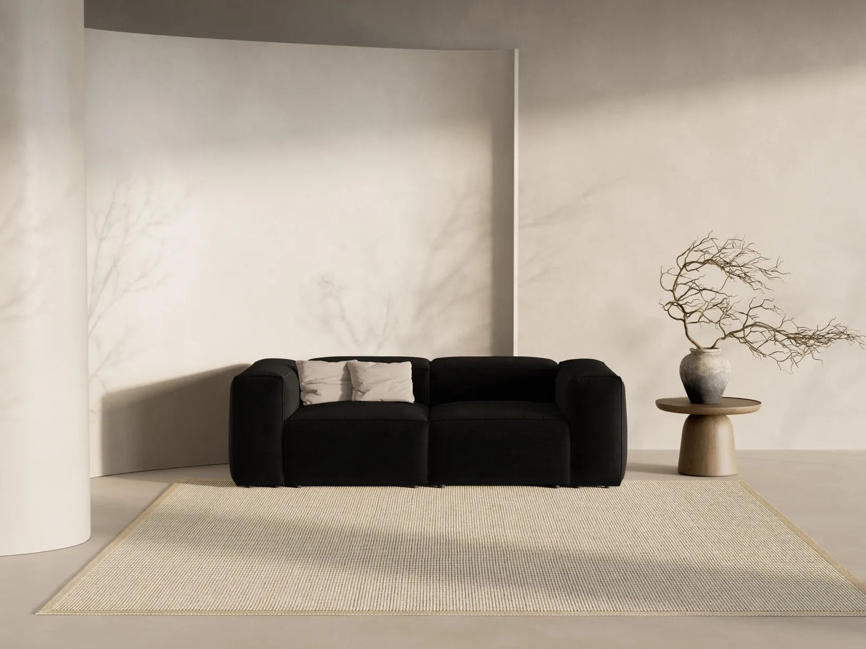 Bergamo 2-Sitzer Sofa aus Strukturierter Stoff in Schwarz (Liberty 22), 224x108x70 cm von Cosmopolitan Design – Bild 2