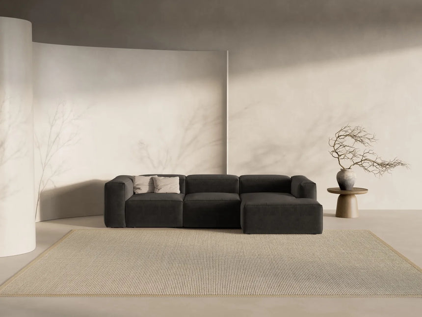 Bergamo 3-Sitzer Ecksofa, Rechte Seite, aus Strukturierter Stoff in Schwarz (Liberty 22), 304x152x70 cm von Cosmopolitan Design – Bild 2