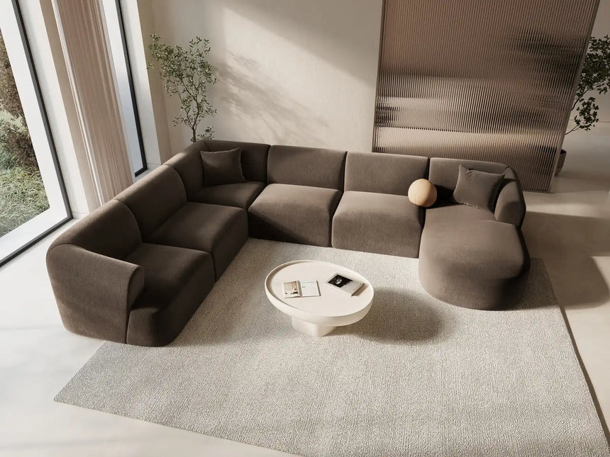 Campi 7-Sitzer Panorama Ecksofa, Linke Seite, aus Samt in Schokolade (Vogue 6), Beine aus Schwarzes Plastik, 330x255x70 cm von Cosmopolitan Design – Bild 2