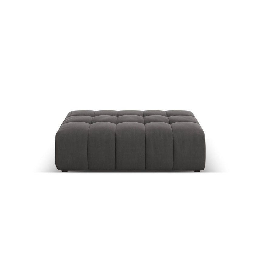 Chicago Pouf aus Samt in Grau (Bluvel 14), 102x80x40 cm von Cosmopolitan Design – Bild 1