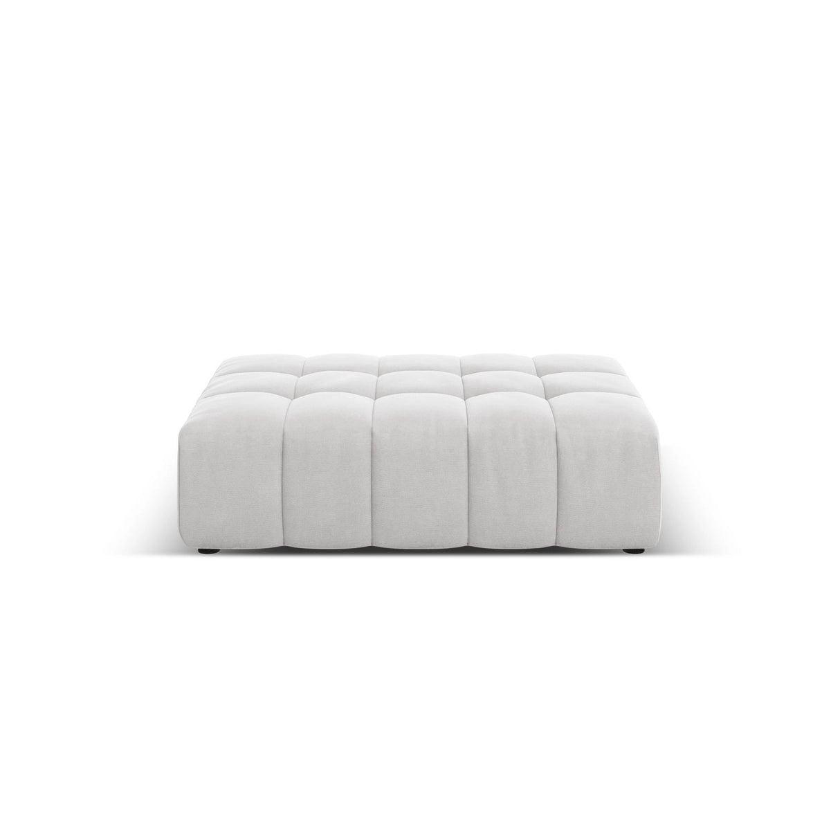 Chicago Pouf aus Samt in Silber (Bluvel 03), 102x80x40 cm von Cosmopolitan Design – Bild 1