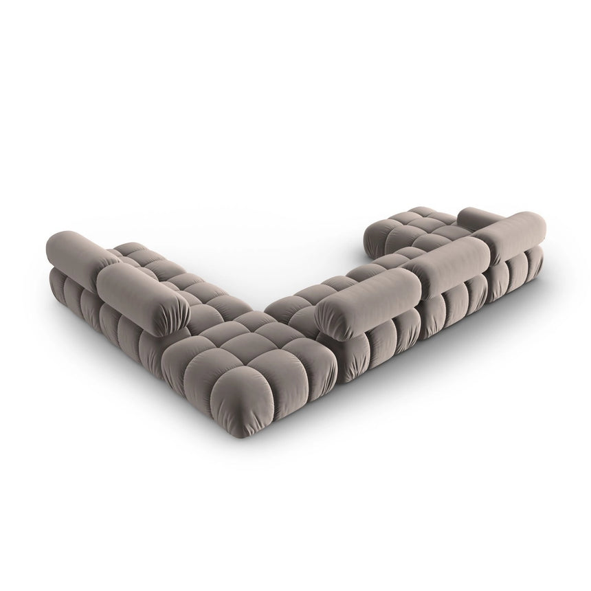 Cortina Modulares 7-Sitzer Panoramasofa, Rechte Seite, aus Samt in Cappuccino (Bluvel 40), 376x282 cm von Cosmopolitan Design – Bild 5